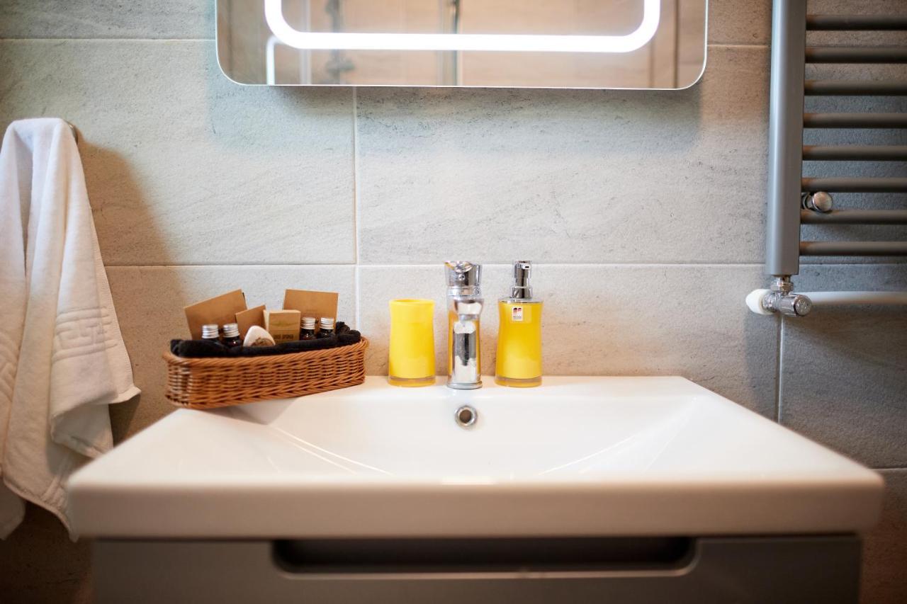 Aquamarin 2Bd Apt Spa N Pools Beach Resort Năvodari Esterno foto